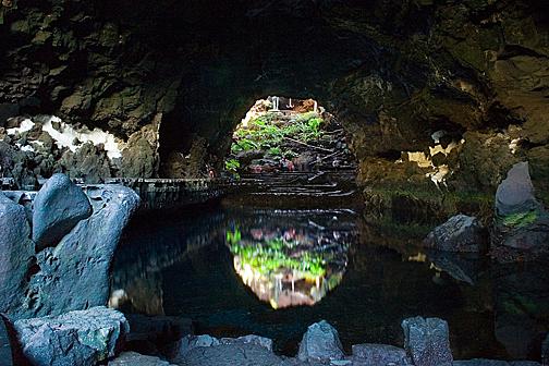 Jameos_del_agua1.jpg